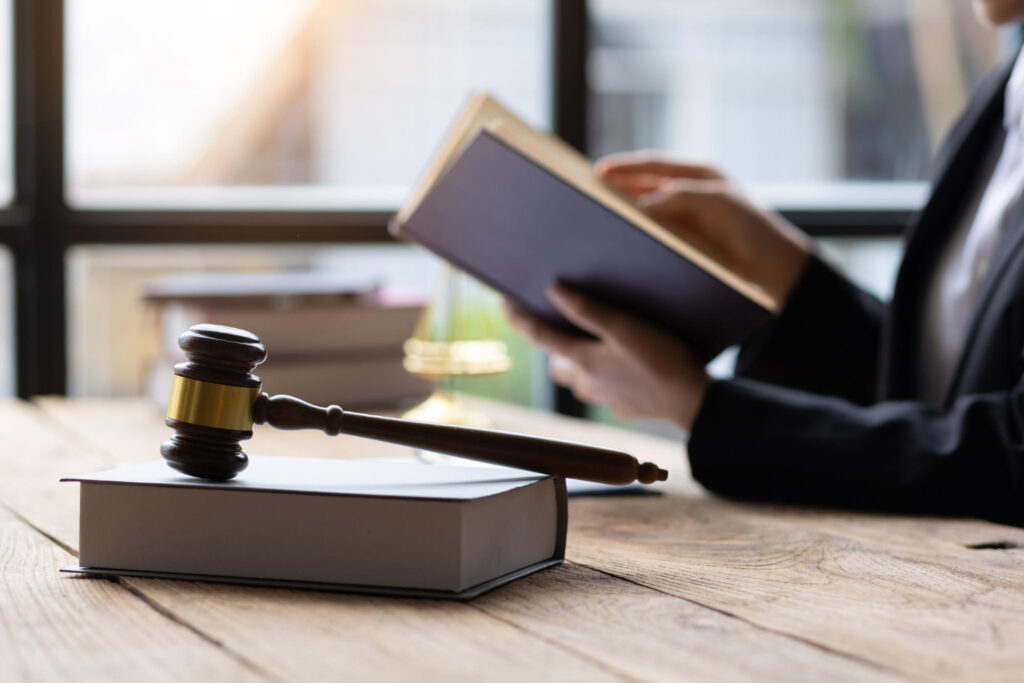 סכסוך שכנים